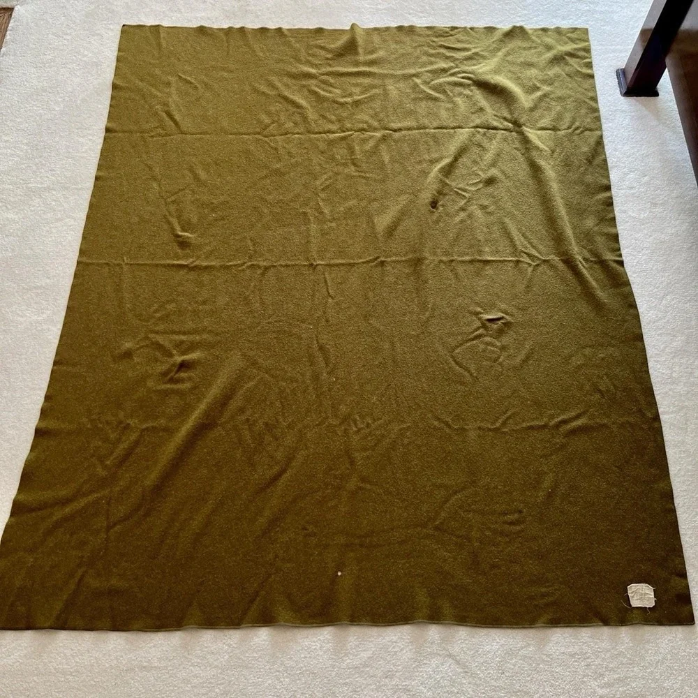 WW11 US Army Wool Blanket 1943 Virginia Woolen Co Olive Drab 66x84 QM Tag 1 Hole